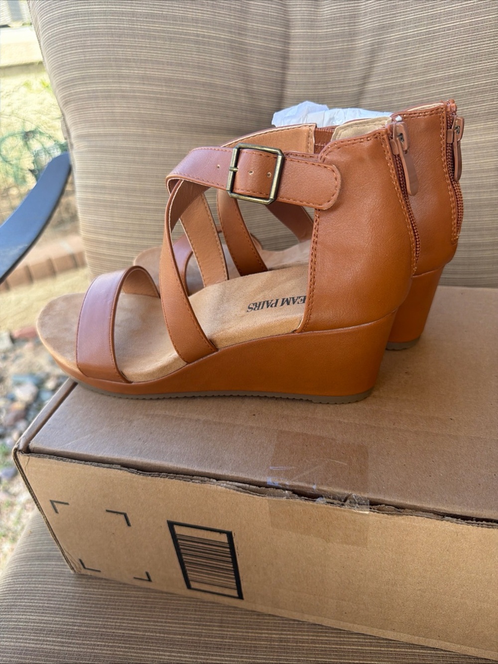 Dream Pairs  7.5 M Tan  Faux Leather 2.5 Inch Wedge Cork Heels Sandals Shoes New